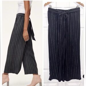 Aritzia Wilfred Faun Wide Leg High Waisted Pants Pin Striped Black White Medium